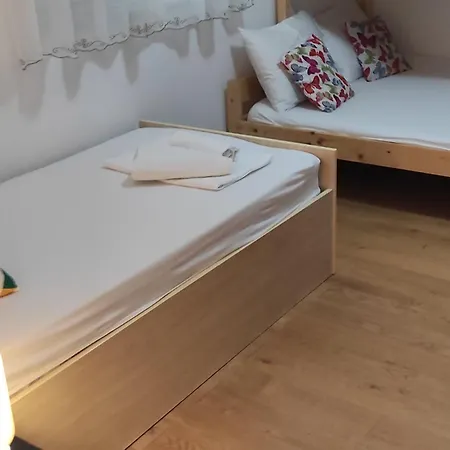 Ela - Three Bedroom With Terrace With Sea View Apartmán Sveti Filip i Jakov
